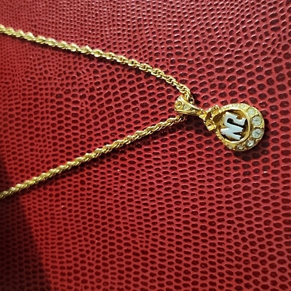 Nina Ricci Gold Tone Rhinestone pendant signed - Picture 6 of 14